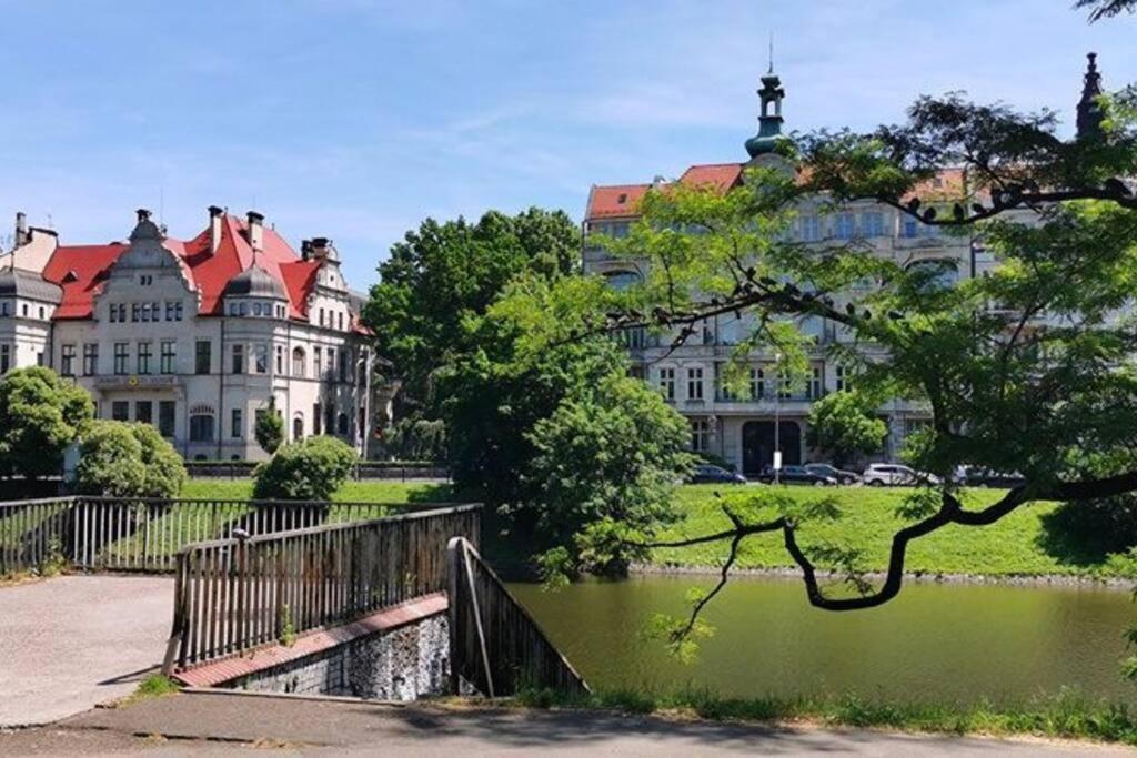 Appartamento Parkowy Apartament Breslavia Esterno foto