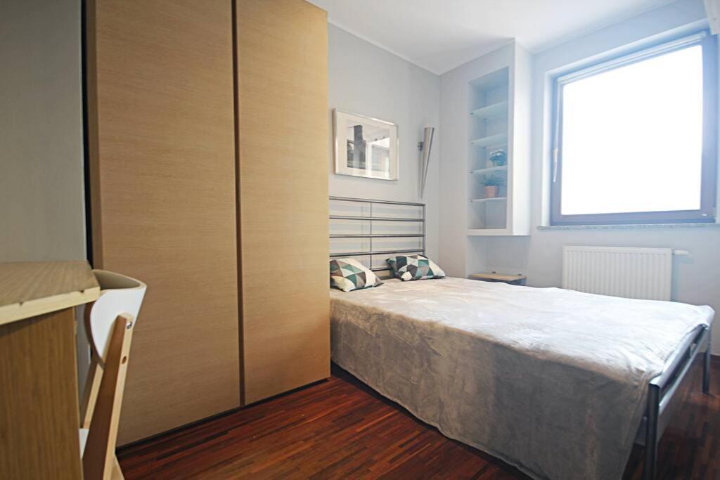 Appartamento Parkowy Apartament Breslavia Esterno foto